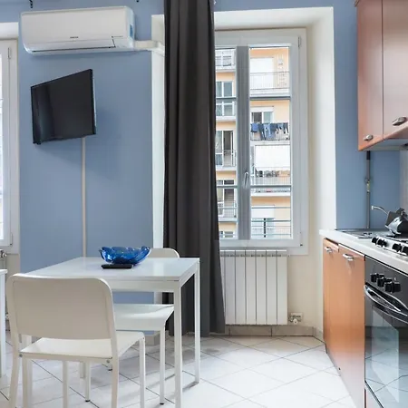 Studio With Wifi At Apartment *