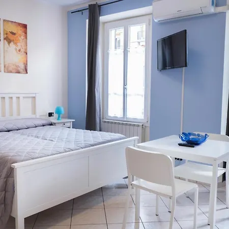 Studio With Wifi At Apartment *